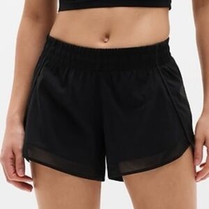 Athleta Mesh Racer Run Shorts - 4” - Black